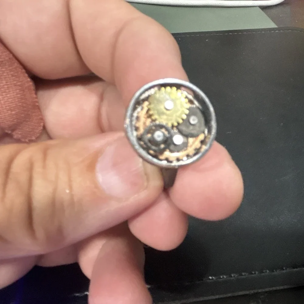N/A men silver